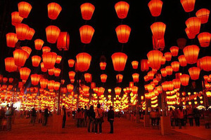 Traditional Silk <b>Lantern</b> Vietnam for New Year - Product Image 6