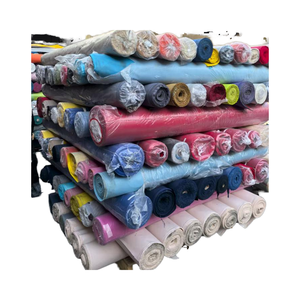 <span class=keywords><strong>100</strong></span>% <span class=keywords><strong>Polyester</strong></span> Oxford Vải PVC lớp phủ chống tĩnh 600D sợi đếm không thấm nước Trọng lượng trung bình stocklot cho xe ô tô may mặc lều - Product Image 4