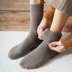 Men's Wool Mid-Calf <b>Socks</b> Thickened Warm Thermo Solid Color Long <b>Socks</b> For <b>Winter</b> Casual Wear - Product Image 2