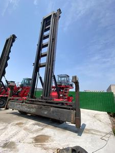 Kalmar DCE80 d'occasion, manipulateur de conteneurs vides de 8 tonnes pour la manutention en entrepôt et en cour - Product Image 3