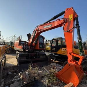 สภาพดีเยี่ยม 90% ใหม่ ราคาสุดคุ้ม รถขุดตีนตะขาบ Doosan DX150LC มือสอง เครื่องยนต์ เกียร์ ปั๊ม กำลัง 105 กิโลวัตต์ ขนาด 0.5-0.8 เมตร - Product Image 1