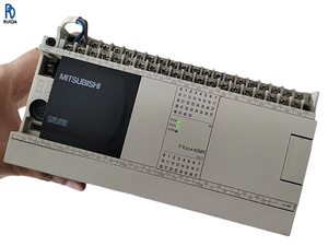 Unidad Principal PLC FX3GA-60MR-CM de 60 Puntos con Salida de Relé para Sistemas de Control de Automatización Industrial y Equipos de Fábrica - Product Image 1