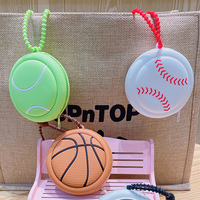 Porte-clés mini ballon de basket en silicone, porte-monnaie portable, pochette zippée, style sportif, sac de rangement 3D, étui pour écouteurs, cadeau pour les amateurs de sport