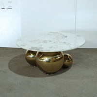 Table basse de luxe meubles modernes de salon table basse ronde de base de boule d'acier inoxydable de dessus de marbre pour l'hôtel à la maison