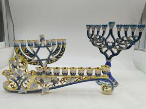 Fabricant de chandeliers juifs en alliage de zinc avec logo personnalisé, Hanoucca (9 branches), Focus 9 branches, Menorah de Hanoucca en gros - Product Image 6