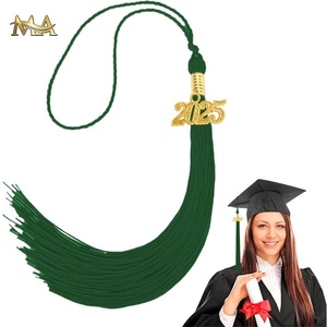 Robe et casquette de remise des diplômes en polyester mat des lycéens pour la cérémonie de remise des diplômes des étudiants - Product Image 5