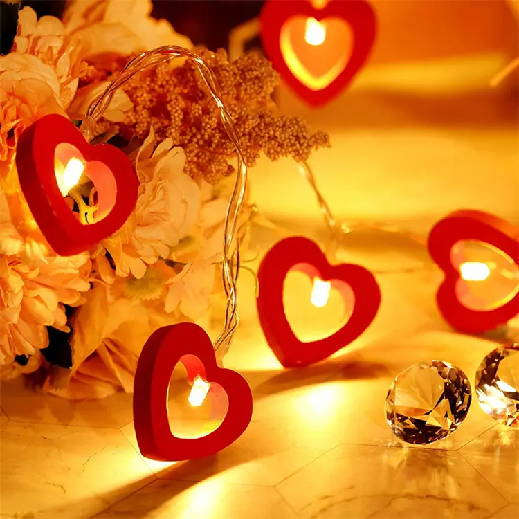 LED màu gỗ sao tình yêu ánh sáng màu đỏ phòng LED Mặt dây chuyền bằng gỗ tình yêu đào trái tim Cây giáng sinh Pin hoạt động chuỗi ánh sáng