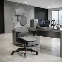 Chaise de gaming ergonomique de direction avec dossier haut réglable, coussin lombaire et base pivotante pour des sessions de bureau prolongées et confortables
