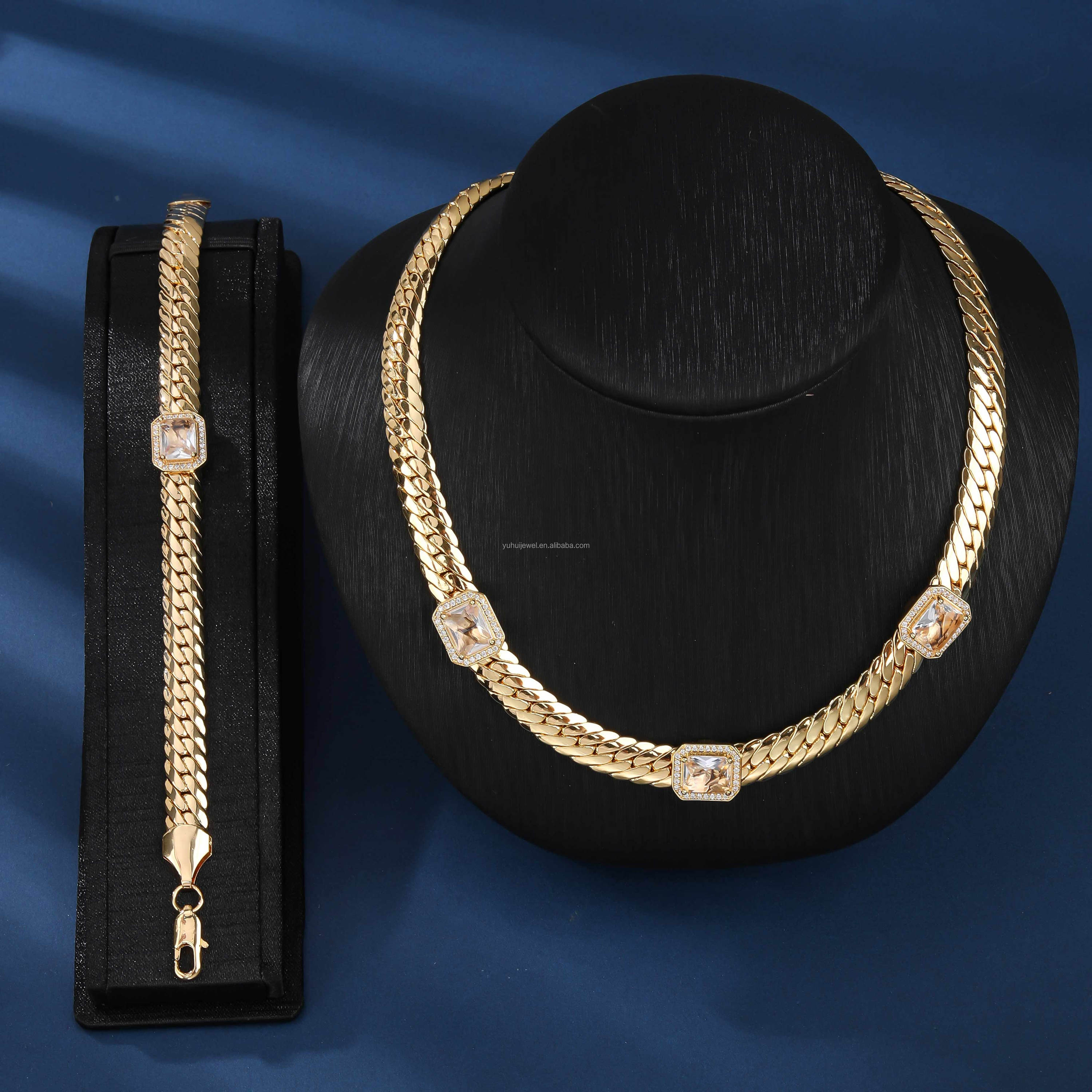 How to Choose Turkish Gold Jewelry: A Complete Buying Guide