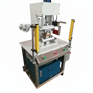 Ligne de production de fabrication artisanale machine de fabrication de savon bon marché pour petites entreprises - Product Image 1