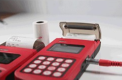 Durómetro Portátil Leeb MH320 con Probador Digital de Dureza de Metales para Acero y Hierro Fundido - Product Image 4