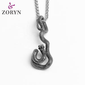 Collares Colgantes de Serpiente Enrollada de Acero Inoxidable Personalizados, Impermeables, Estilo Gótico Punk Vintage, Joyería de Moda de Acero de Titanio para Hombres - Product Image 1