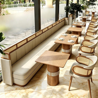 Ensemble de mobilier commercial pour café : banquette en rotin, table à manger en bois massif, chaise de salle à manger en rotin pour restaurant, bistrot, café