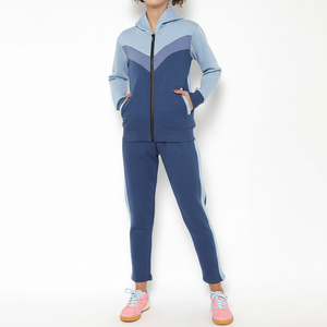 Nuevo chándal de mujer de alta calidad hecho de algodón a la moda de invierno, chándales multicolores informales para exteriores para mujer superventas, servicio OEM - Product Image 1