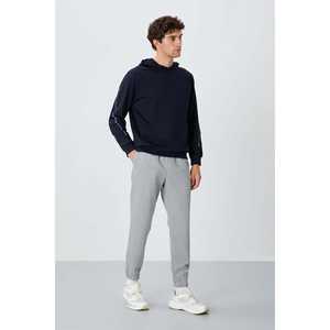 Pantalones Deportivos Grises Melange para Hombre, Cintura Elástica, Corte Estándar, Casuales, Transpirables - Product Image 5