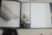 Revêtements muraux en vinyle de luxe pour hôtel Papier peint de haute qualité en PVC ignifugé pour salle commerciale Concepteur de projet tissé