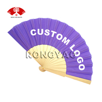 Vente en gros 23 cm Chine ventilateur de mariage décoration en bois ventilateur de main portable personnalisé pour cadeaux promo