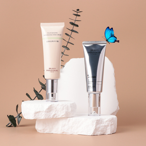 Couleur blanche assez brillante personnalisée Tube d'emballage de pompe sans air crème 30 <span class=keywords><strong>Gr</strong></span> BB/CC en vrac, échantillon gratuit de tubes en plastique - Product Image 1