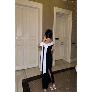 Robe de soirée midi bicolore Brianna - Product Image 1