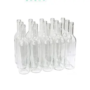 透明なガラス製ワインボトル750ml、プラスチックカバー付き