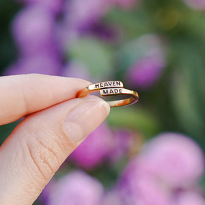 แหวนคู่รักชุบทองแบบเปิดปรับได้โลโก้ได้ตามต้องการสำหรับผู้ชายผู้หญิงแหวนแฟชั่นส่วนบุคคล - Product Image 3