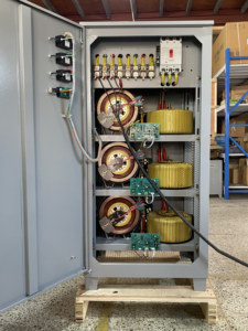 Svc 10kva 30kva <strong>50kva</strong> High Precision Servo Motor Ac Three-phase <strong>Automatic</strong> <strong>Voltage</strong> Stabilizer <strong>Regulator</strong> - Product Image 3