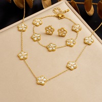 Juego de Joyería de Trébol de Cinco Hojas de la Suerte, 3 Piezas, Diseño de Flor Chapado en Oro de 18K, Pulsera, Collar y Aretes