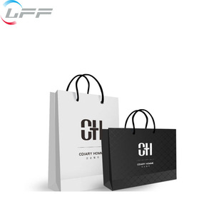 Custom Shopping Clothing Retail Food Perfume Black Kraft Paper Bag with Logo Print