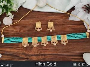 Conjunto de Collar de Joyería Antigua Hermosa de Estilo Elegante para Fiestas, con Acabado Dorado Brillante, Diseño Tradicional Elegante para Mujer - Product Image 6