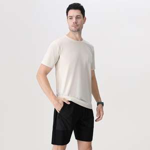 Individuell Bedrucktes Kompressions-Fitness-Shirt Sportliches Workout-T-Shirt Schnelltrocknendes Tanktop Kurzarm-Oberteil für Männer - Product Image 3