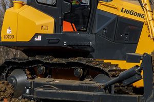 Nuevo equipo de movimiento de tierras de alto rendimiento: Bulldozer de cadenas LD20D con los mejores servicios - Product Image 6
