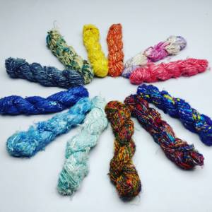 Hilo de Plátano al por Mayor, Viscosa Ecológica para Tejer a Mano y Bordar, Colores Personalizados, Patrón Teñido, Certificado ISO9001 - Product Image 5