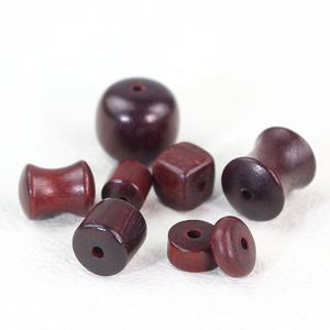 Cuentas sueltas de sándalo sangriento, formas mixtas pulidas para la fabricación de joyas, accesorios hechos a mano para bricolaje - Product Image 2