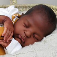 Poupée Reborn en Silicone 49cm Noire Africaine Américaine Réaliste Nouveau-né Douce pour Enfants, Cadeau