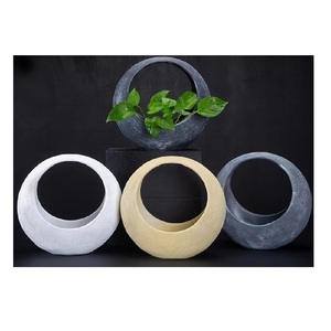 10 pulgadas colgar jardín <span class=keywords><strong>planta</strong></span> <span class=keywords><strong>Luna</strong></span> forma <span class=keywords><strong>de</strong></span> resina grande suculento pote <span class=keywords><strong>de</strong></span> <span class=keywords><strong>flor</strong></span> - Product Image 1