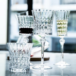 Cristalería de lujo Copas de vino cortadas con hojas Vaso Grabado a mano Copas de vino vintage grabadas Vaso para beber - Product Image 4