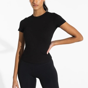 T-shirts pour femmes d'été personnalisés, tendance, de haute qualité, col rond, t-shirts pour femmes en gros, t-shirt court ajusté pour femmes - Product Image 2