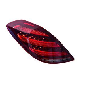 Luces Traseras LED para Mercedes-Benz Clase C W204 (2007-2014) |   Lente Transparente Nueva para Actualización Retrofit |   Conjunto de Luz de Freno Trasera 6000K - Product Image 4