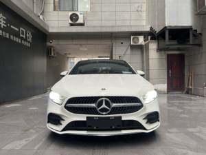 <span class=keywords><strong>Mercedes</strong></span>-Benz <span class=keywords><strong>Clase</strong></span> <span class=keywords><strong>A</strong></span> 2021 Usado, <span class=keywords><strong>a</strong></span> <span class=keywords><strong>180</strong></span> L Sport Sedan 1.3T 7DCT FWD Euro VI, Sedán <span class=keywords><strong>Compacto</strong></span> de Lujo Alemán - Product Image 3