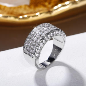 Anello da Cocktail F986 da Donna con Zirconia Cubica, Incastonatura a Pavé, Anelli di Moda per Matrimonio, Gioielli con Pietra Rotonda Creati in Laboratorio - Product Image 1