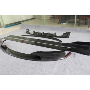 ชุดแต่งคาร์บอนไฟเบอร์สำหรับรถยนต์ซีรีส์ 3 F30/F35 ปี 2012-2019 พร้อมไฟตัดหมอกแบบ Bolt-On สำหรับกันชนหน้า/หลังและสเกิร์ตข้าง - Product Image 3
