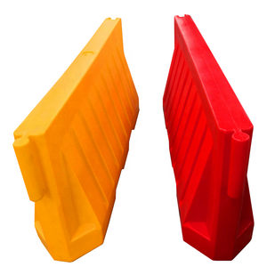 Barriere Stradali di Sicurezza in Plastica Riempibili con Acqua o Sabbia, 2 Metri, per Controllo Veicoli e Costruzioni - Product Image 1