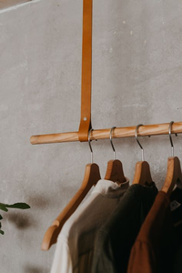 Tiges rondes en bois massif durables - Matériaux de bricolage modernes autonomes - Product Image 4