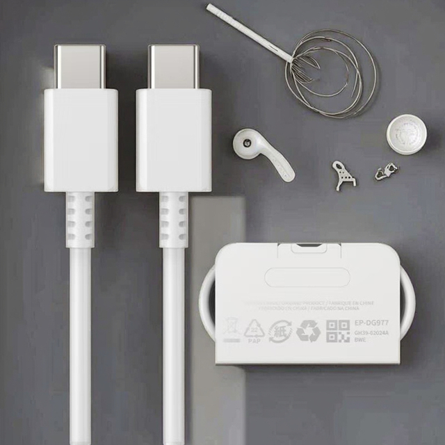Factory Direct Sales for 5A Dual Type-C Data Cable PD 45W Fast Charging PVC Material Compatible with Note Series Earphone