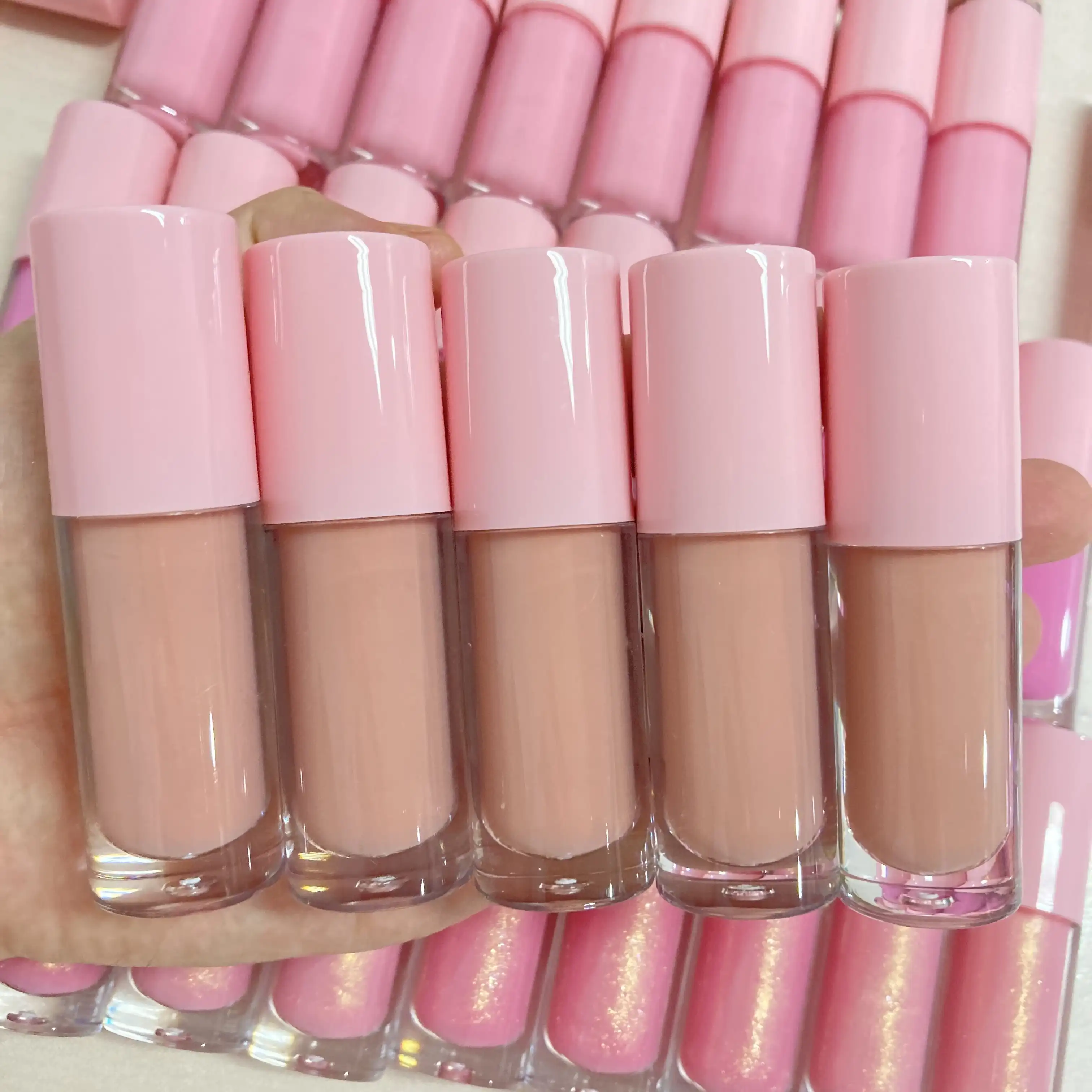 립글로스 공급 업체 도매 40 컬러 매트 립글로스 브랜드 매트 액체 립스틱 립글로스 개인 라벨