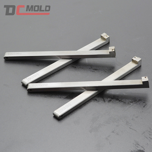 Plastic Insert Customized Plastic Injection Mold Lifters Machining Maker Service Precision Plastic Injection Mold Insert