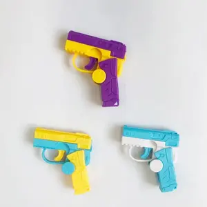 Pistola a carota Mini Fidget Spinner pistola piccola per bambini giocattoli di novità di decompressione che vendono giocattoli di popolarità