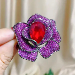 Luxe élégant rouge bleu gemme Rose fleur manteau broche glacé cubique zircone CZ fleur broche femmes bijoux