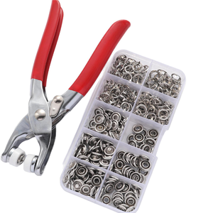 Outil de poinçonnage à œillets Pince à œillets simple - Product Image 1