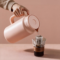 2026 Custom Grote Capaciteit 50/64oz RVS Vacuüm Geïsoleerde Pot/Koker Met Drukknopdeksel Houdt Koud of Warm